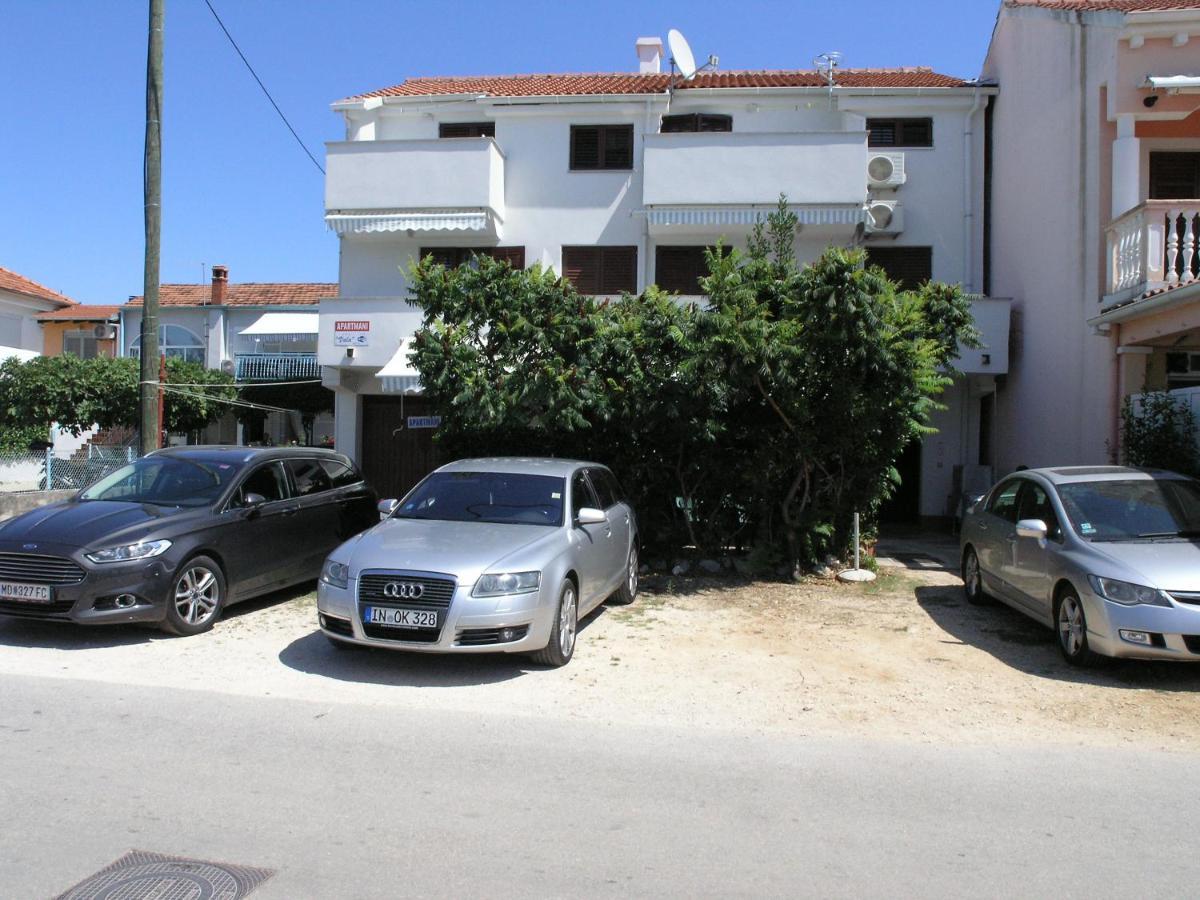 Vala Apartmani Бибинє Екстер'єр фото
