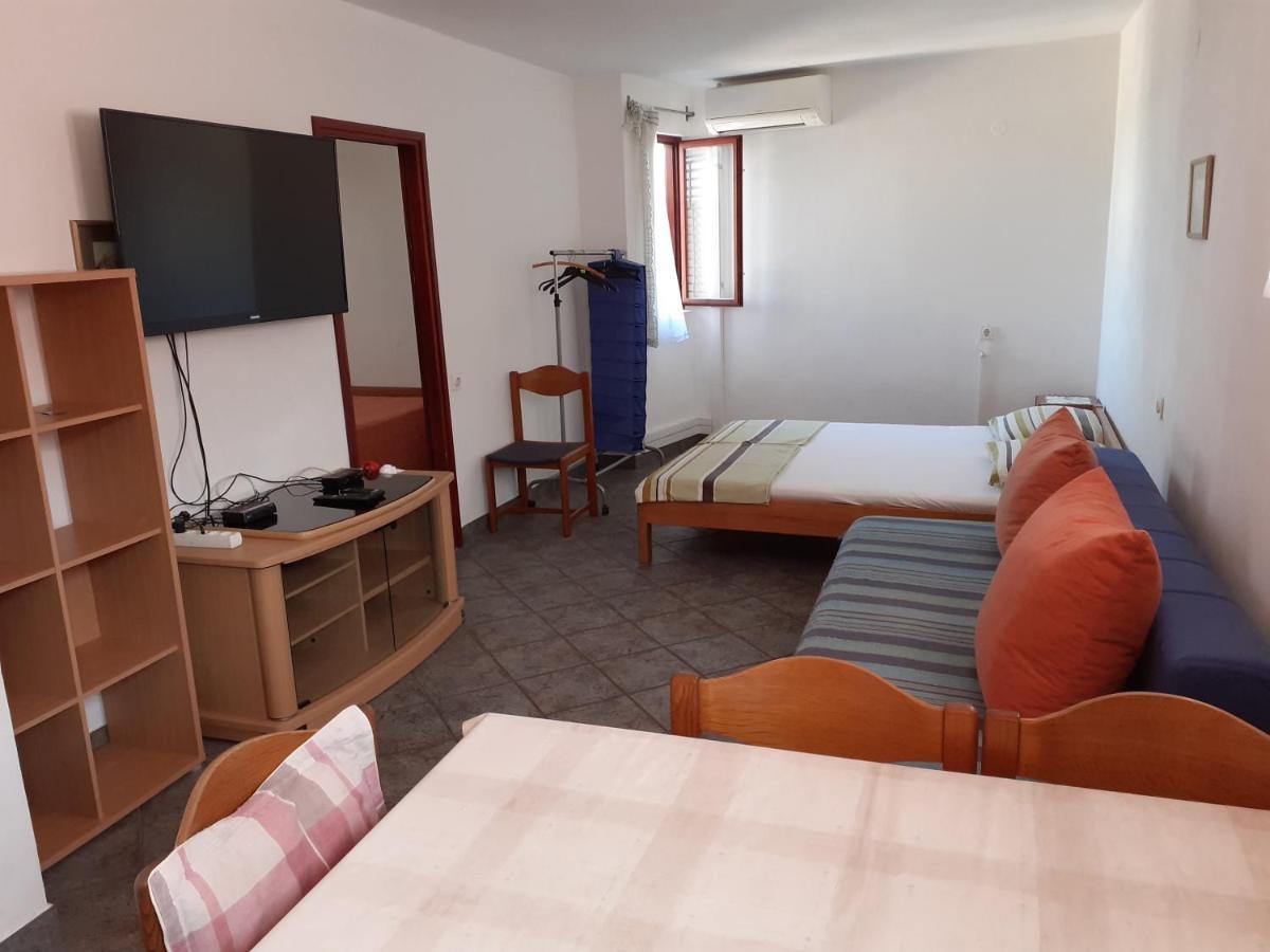 Vala Apartmani Бибинє Екстер'єр фото