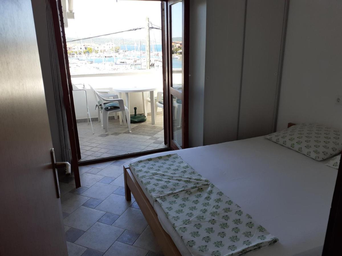 Vala Apartmani Бибинє Екстер'єр фото